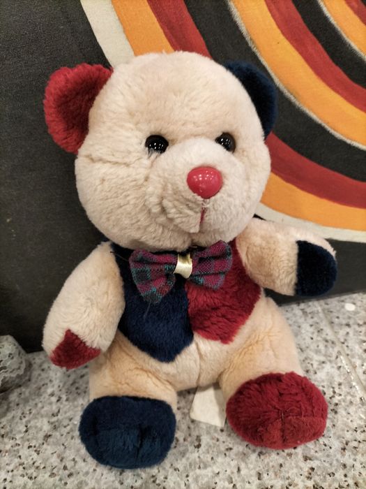 Lote 4 peluches muito giros