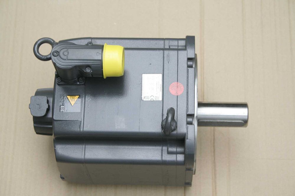 mocny trójfazowy serwomotor SIEMENS z enkoderem max. 5000 obr./min