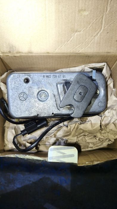 Mercedes-benz G63 дверной замок