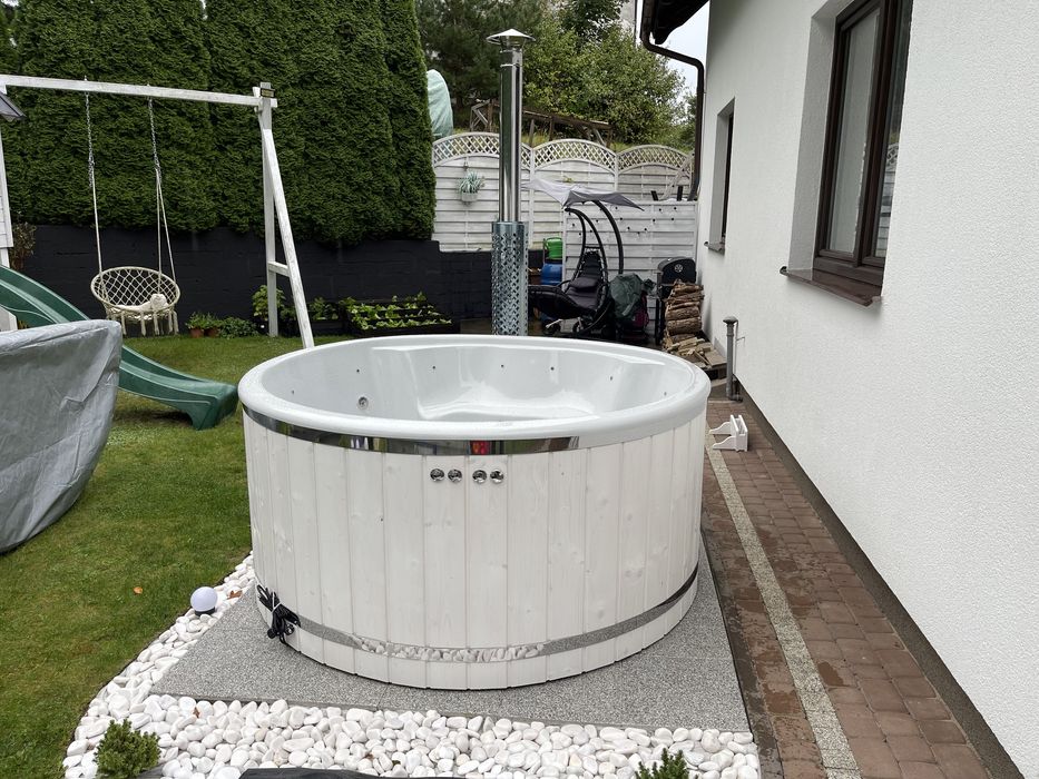 Balia gogrodowa jacuzzi gorąca beczka bania