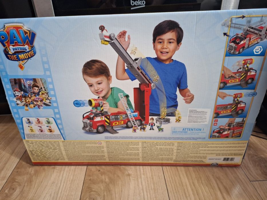 Duży woz strażacki Psi patrol Marshall nowy