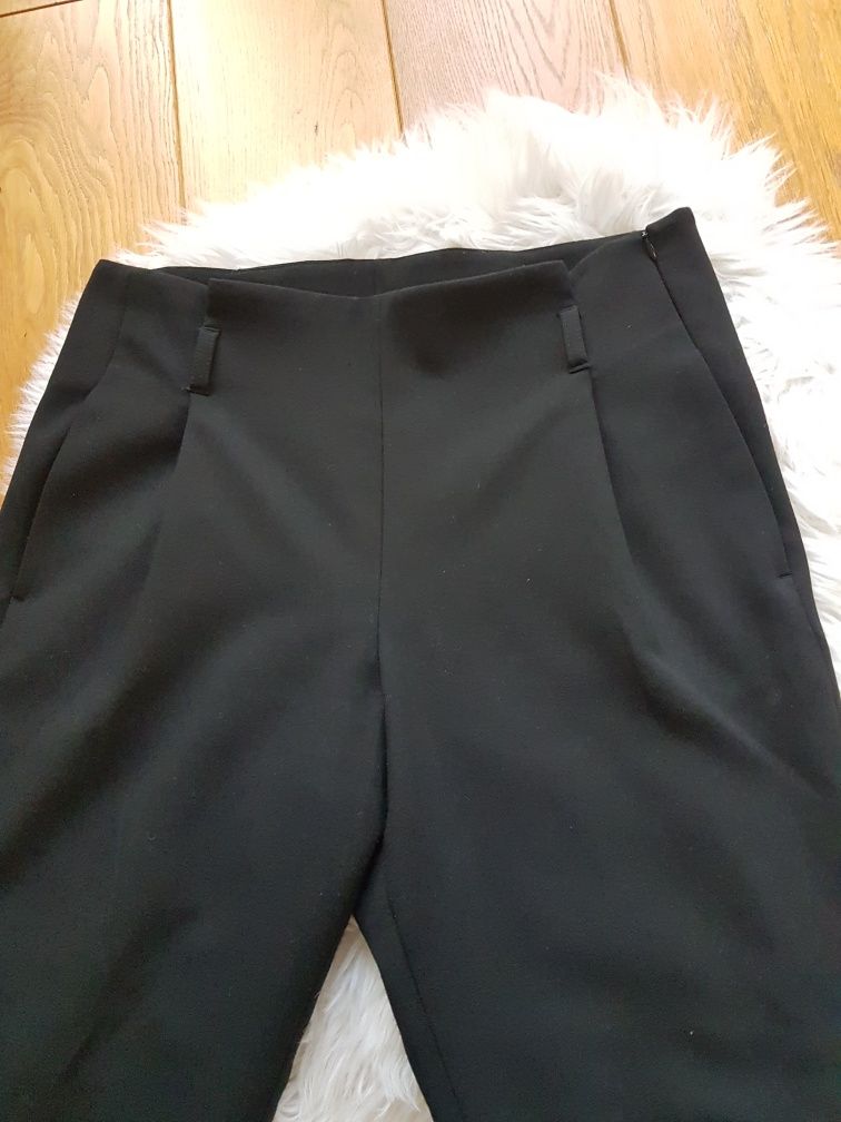 Damskie czarne spodnie eleganckie S.oliver m/L