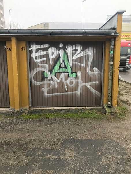 Sprzedam garaż w Radomiu