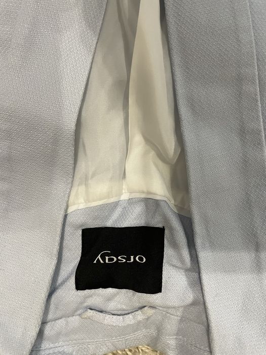 Весенний брючный костюм