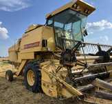 Kombajn zbożowy New Holland (Nie John deere Claas)