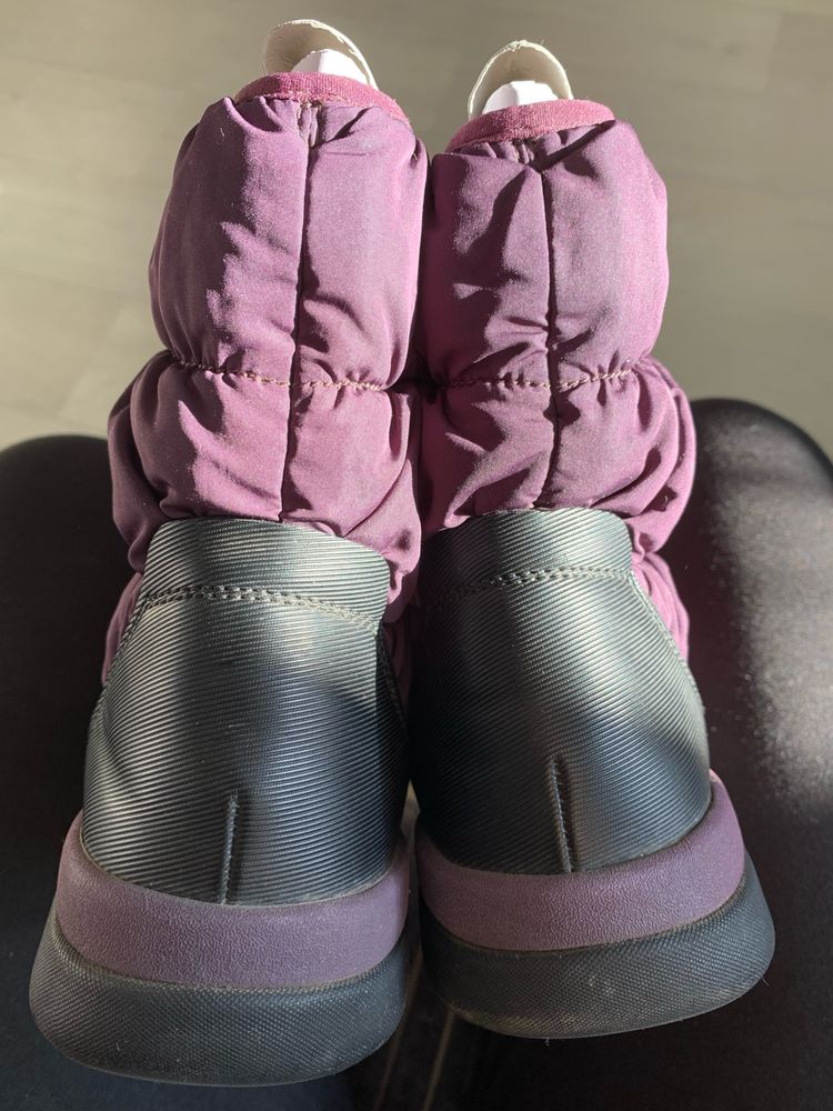Дутики CLARKS б/у 41
