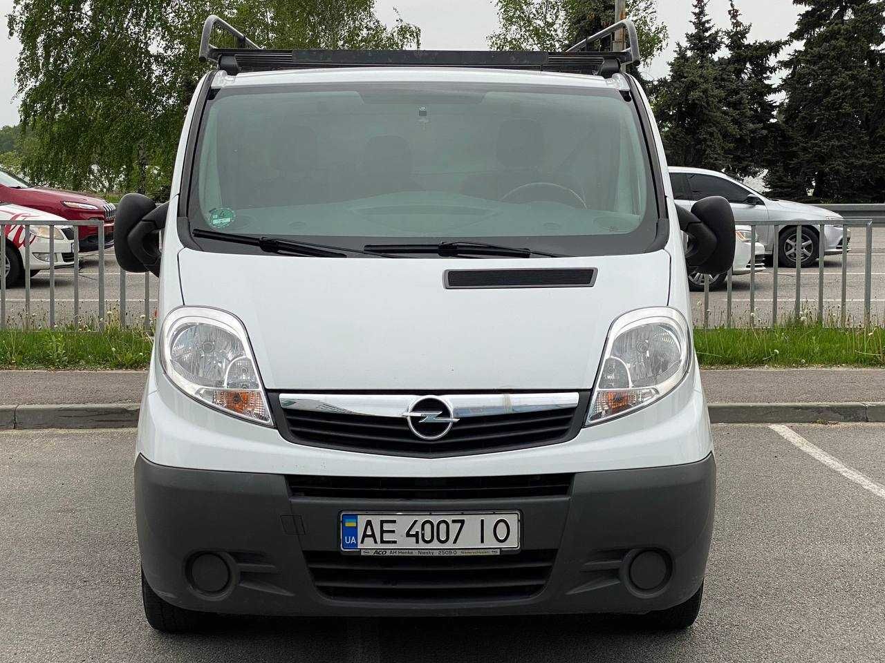 Opel Vivaro 2013 груз.