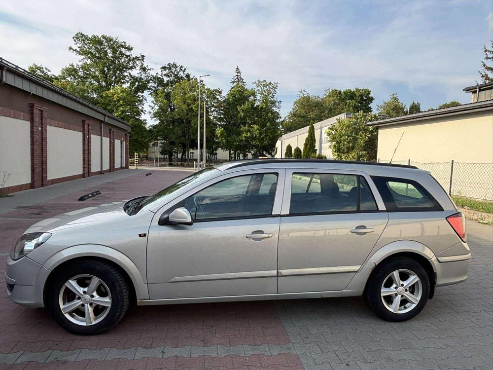 Opel astra h 2004r 1.7cdti