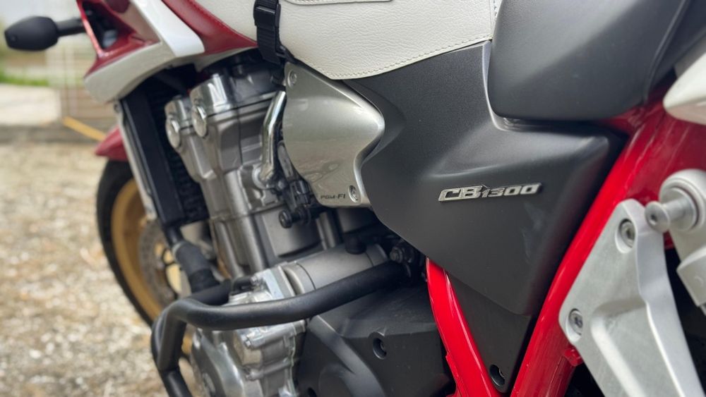 Moto Honda Bol d’Ord 1300cc - 2007

Vendo moto Honda Bol d‘Ord 1300, a