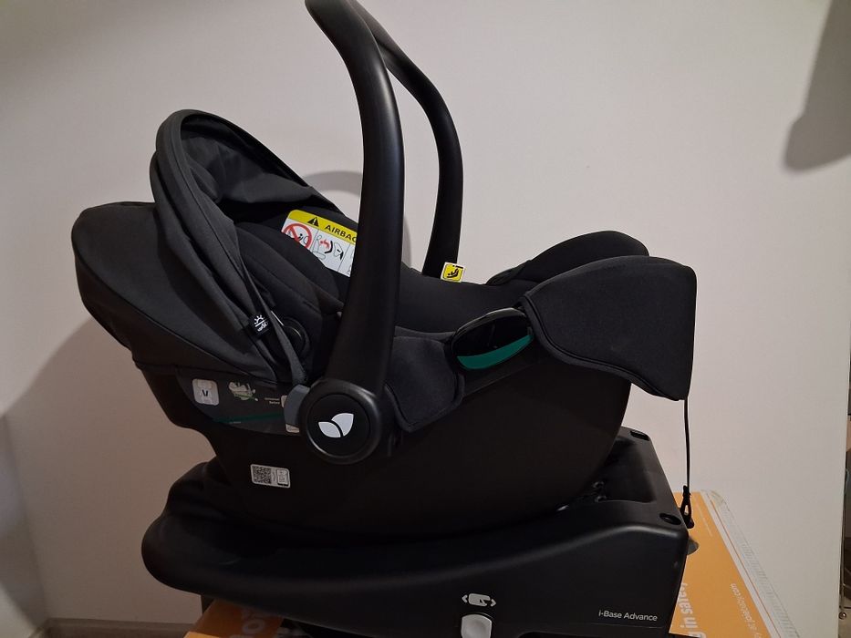 Fotelik samochodowy Joie i-snug 2 z bazą