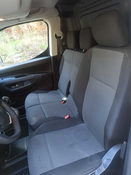 Peugeot Partner 2021 (IVA DEDUTIVEL)