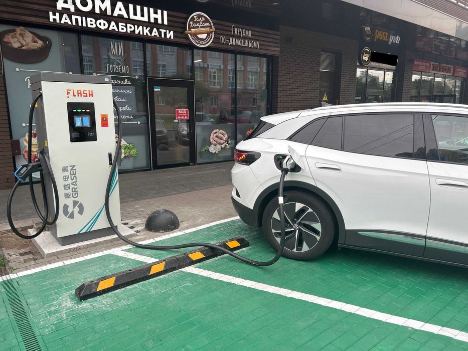 Зарядна станція для электромобілів GRASEN 60-420 kW CCS, GB/t, NACS