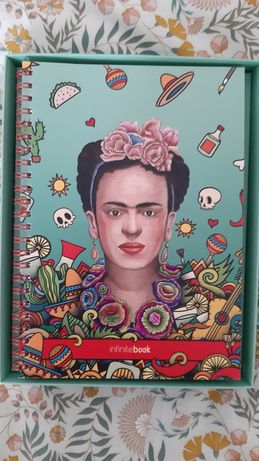 Infinite Book Frida Khalo com kit limpeza