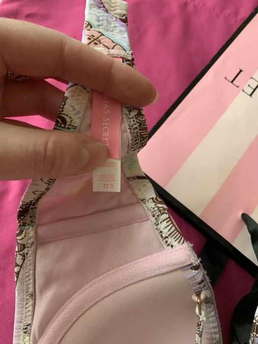 Верх до купальника вікторія сікрет victoria's secret 32 d 70 d