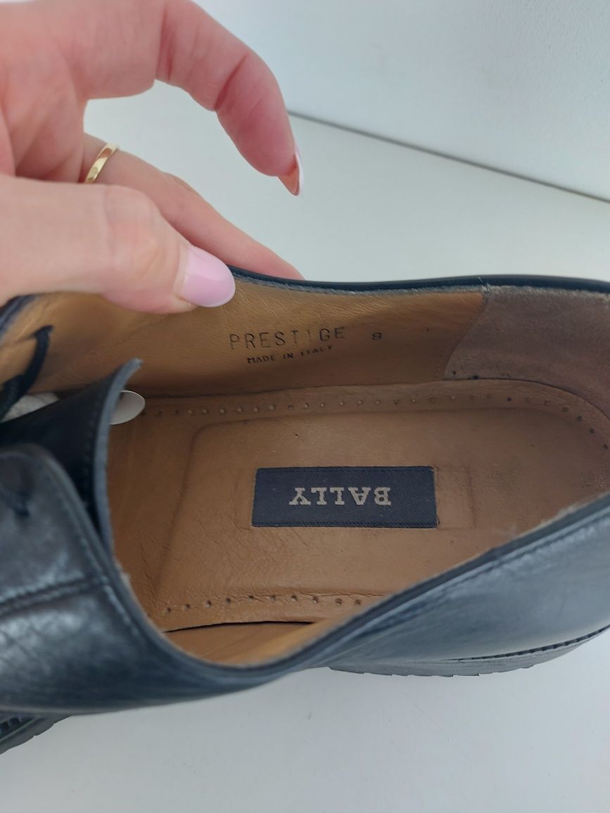Buty męskie skórzane Bally w rozmiarze 41