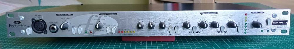Focusrite Platinum TrakMaster, channelstrip, preamp mikrofonowy