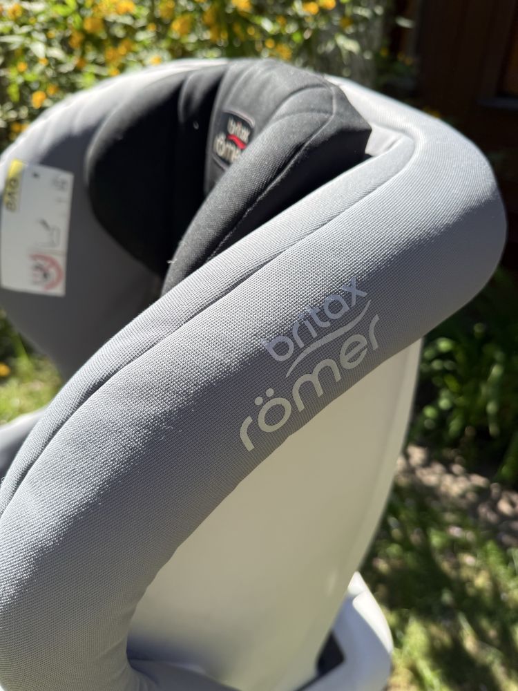 Fotelik samochodowy Britax Romer MAX-FIX II 0-18 kg
