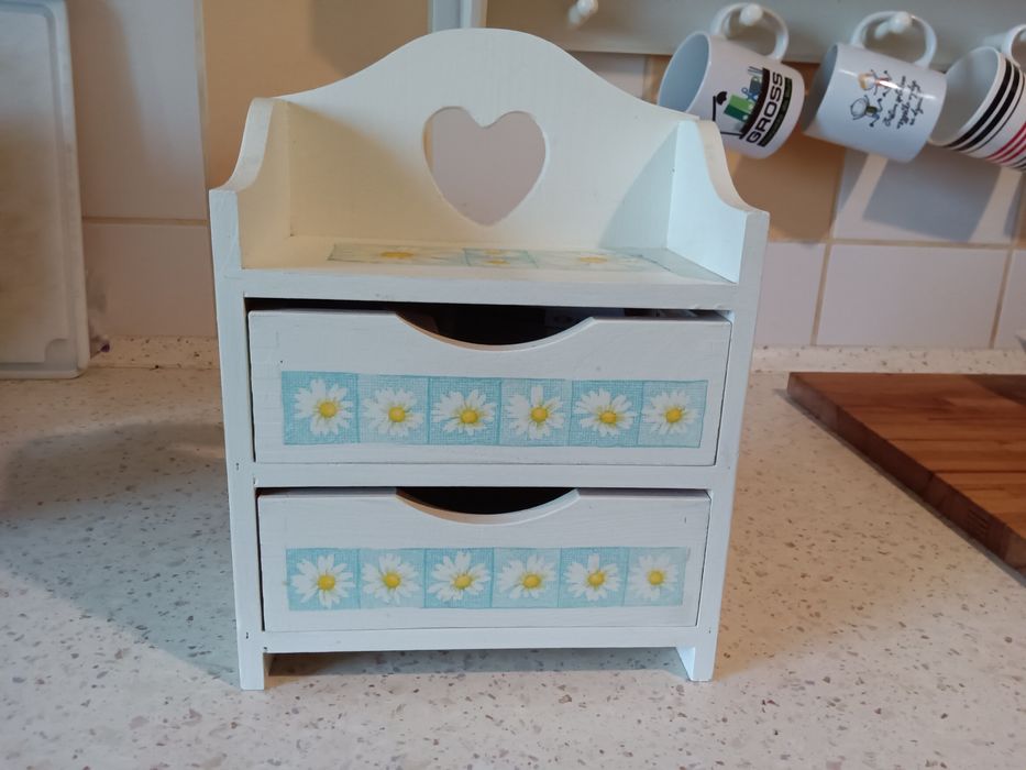 Komódka drewniana organizer z sercem 2 szufladki