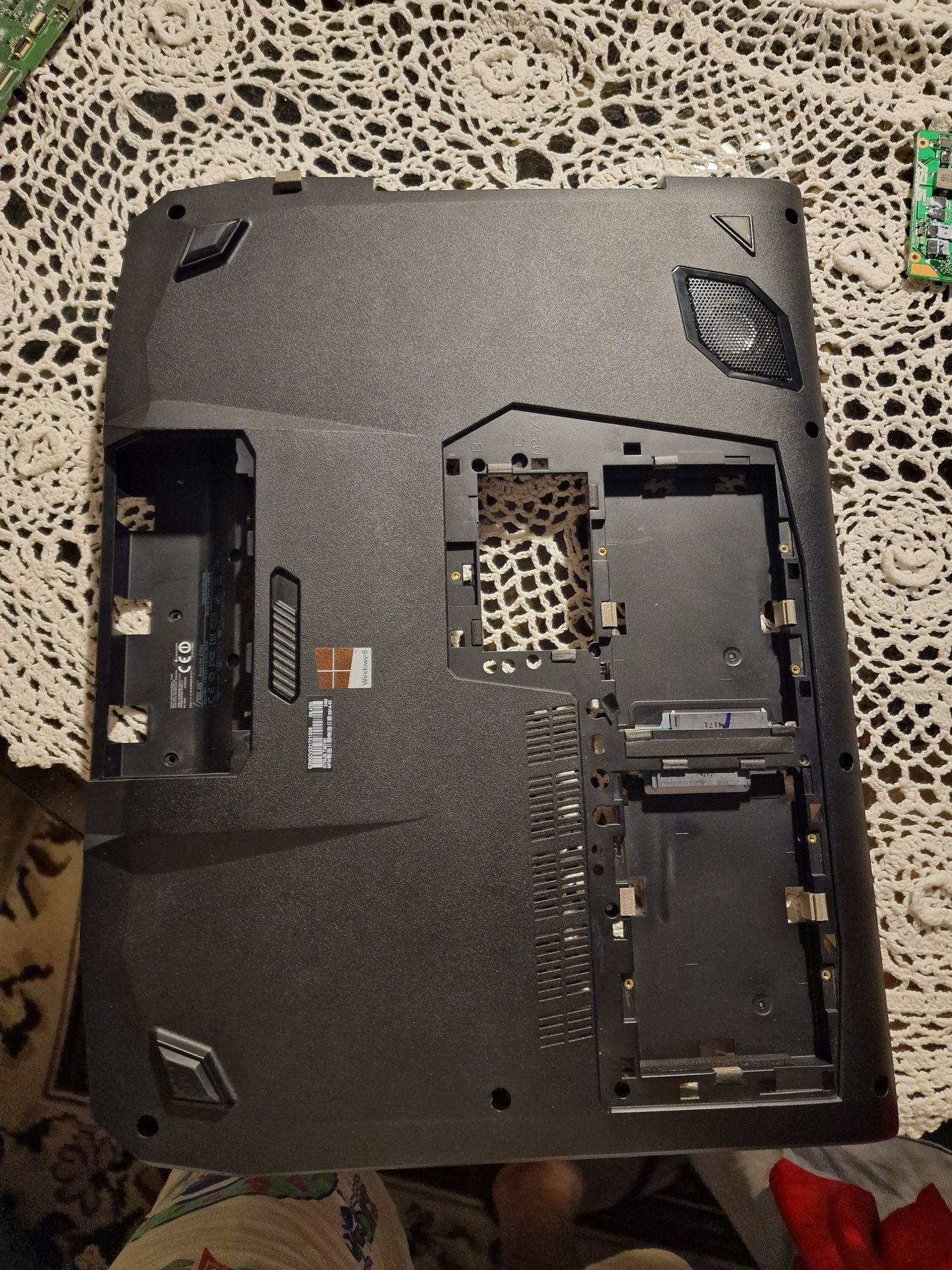 Asus ROG G750Jh para peças. Ecrã de 17.3 pol. FHD