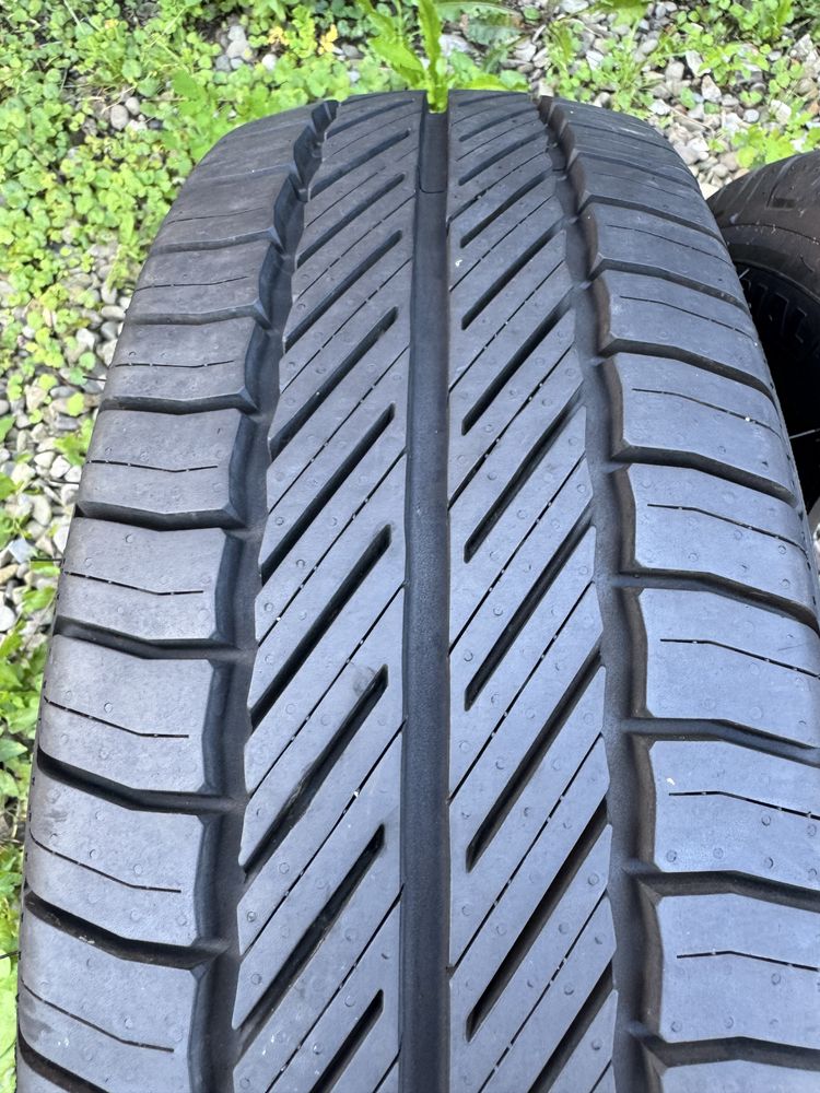 2 шини 215/70R15C. CargoSpeed 99% протектор!!!