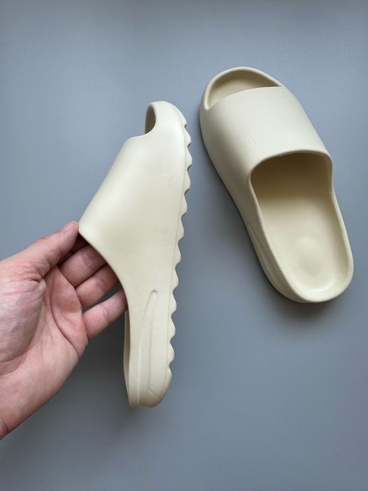 Шлепки Адидас / Слайди / Сланці Адідас / Шльопанці Adidas Yeezy Slide