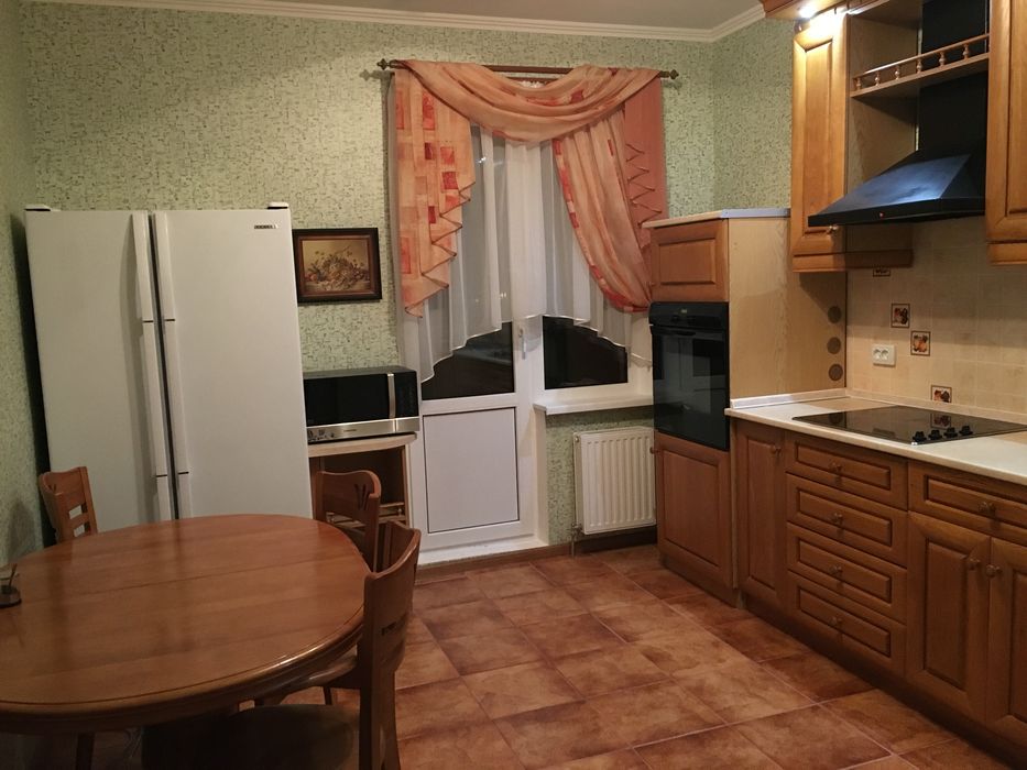 Тюль штори на кухню комплектом