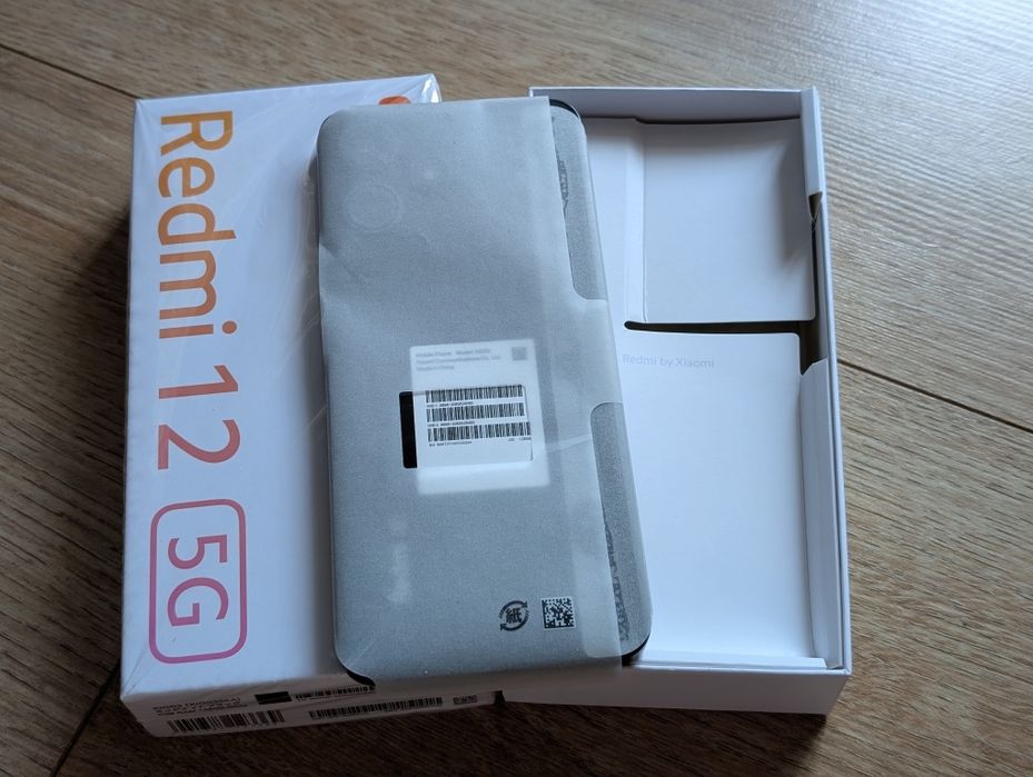 Продам Новий Xiaomi redmi 12 5G. 4/128 ГБ.