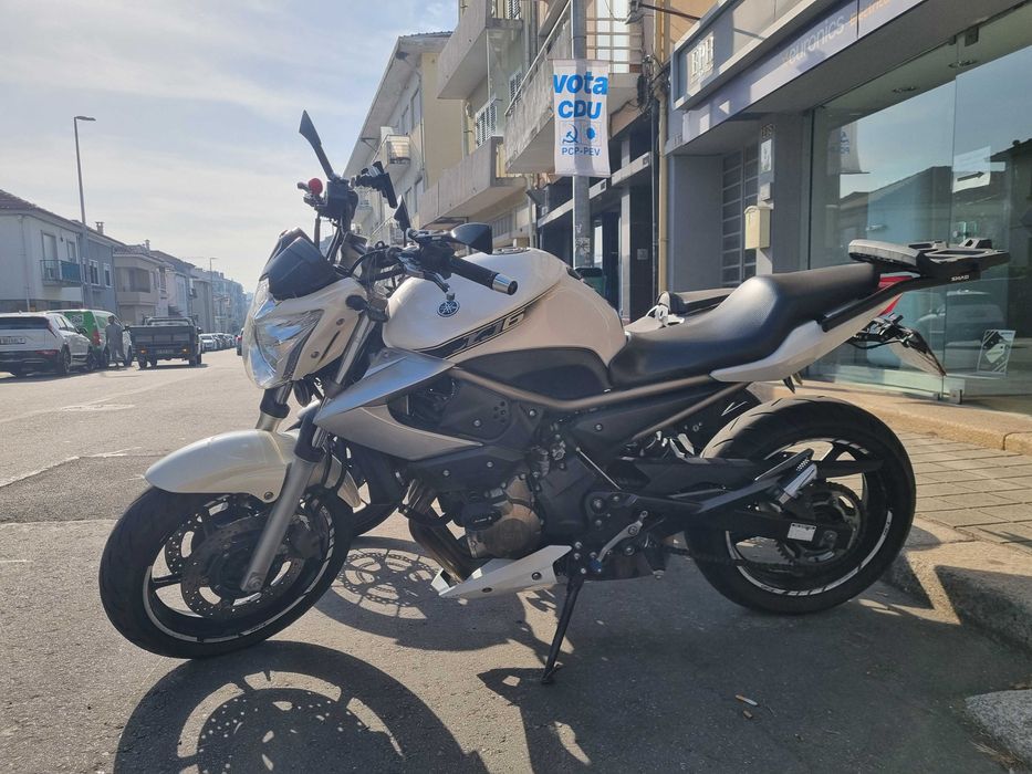 Yamaha XJ6 (Carta A2 - 35 kw - deslimitada) 2010