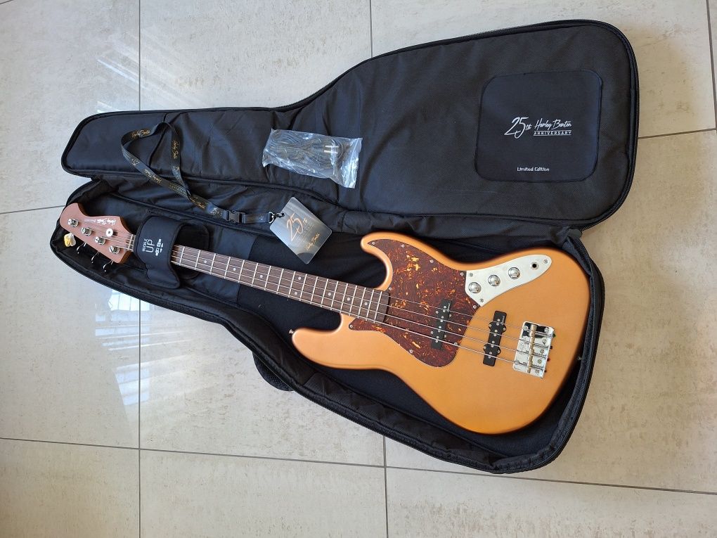 Baixo Jazz Bass edição 25th Anniversary Harley Benton
