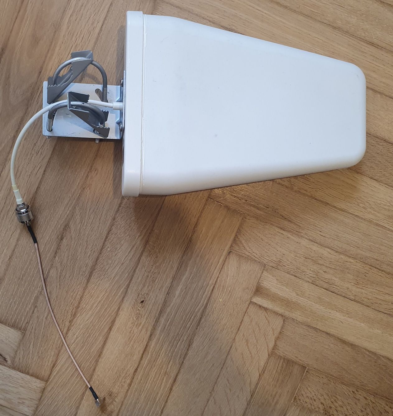 Antena 4G 9dbi LTE LPDA