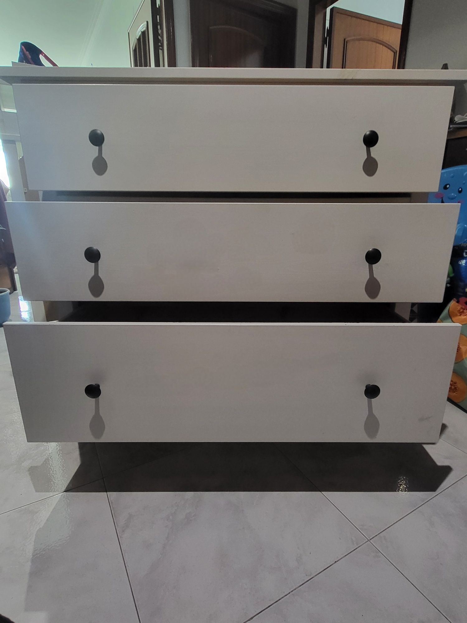 Comoda Hemnes Ikea