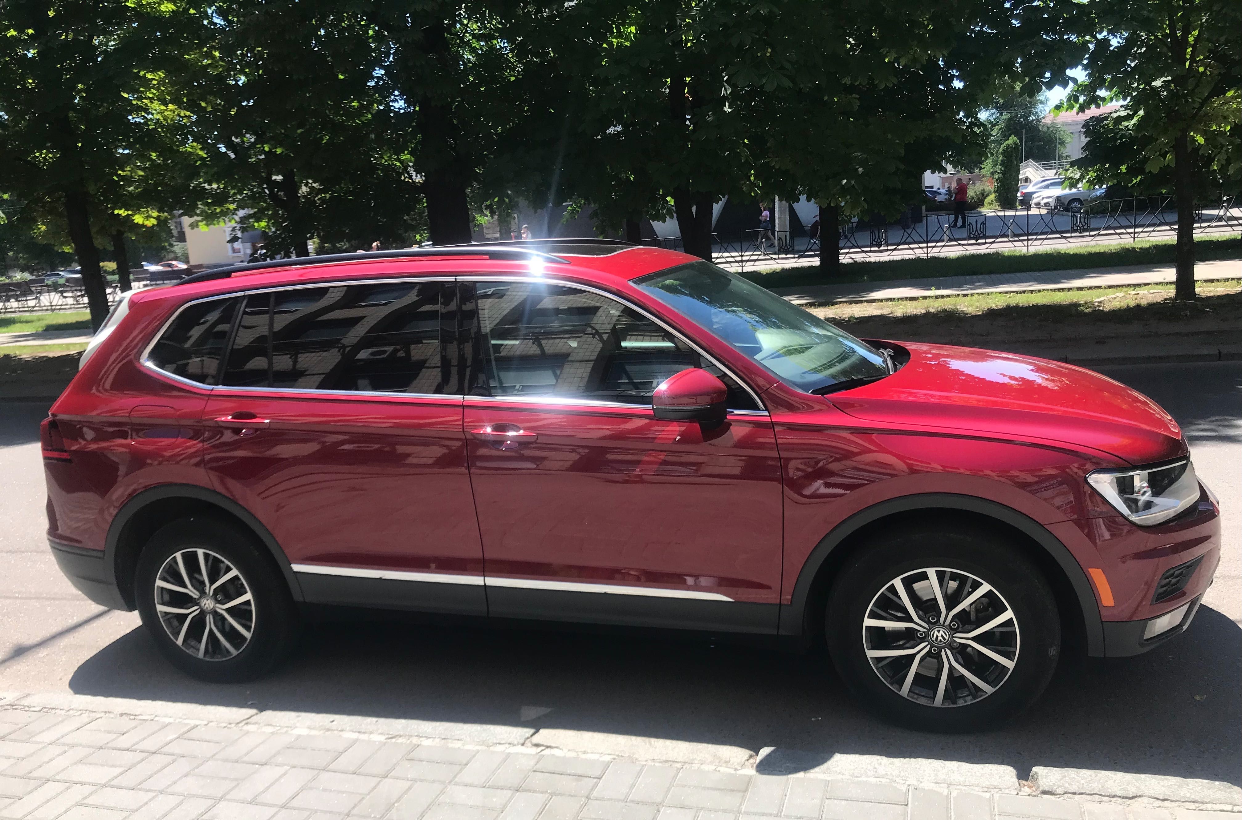 Volkswagen TIGUAN 2018 г. SЕ Удлиненный850000. 38 000 пробег реальный.