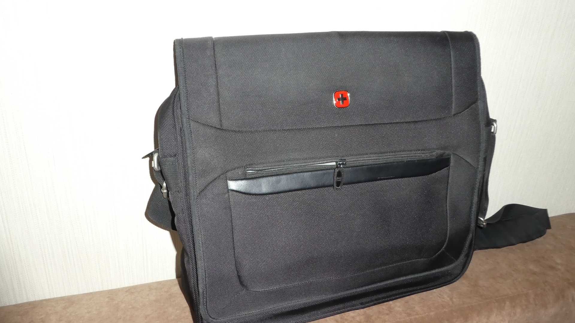 Aktówka torba na laptop WENGER  43x37 cm