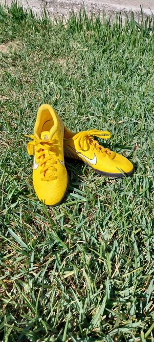 Sapatilhas Nike Mercurial Neymar