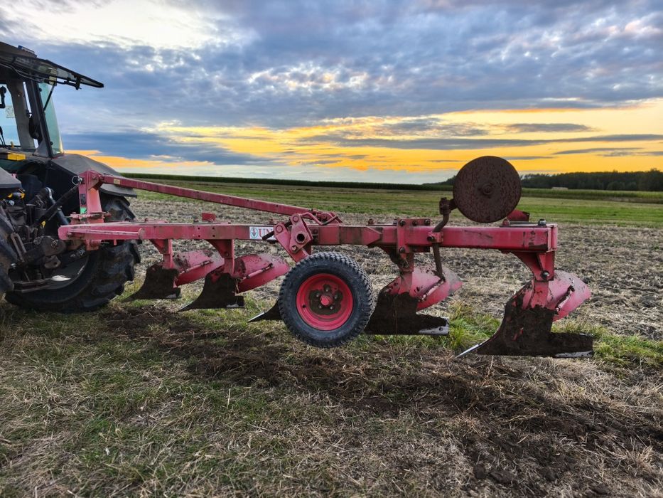 Pługi Unia Tur Tur 4+1