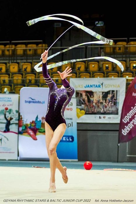 Купальник для художньої гімнастики