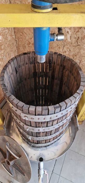 Пресс для винограда гидравлический