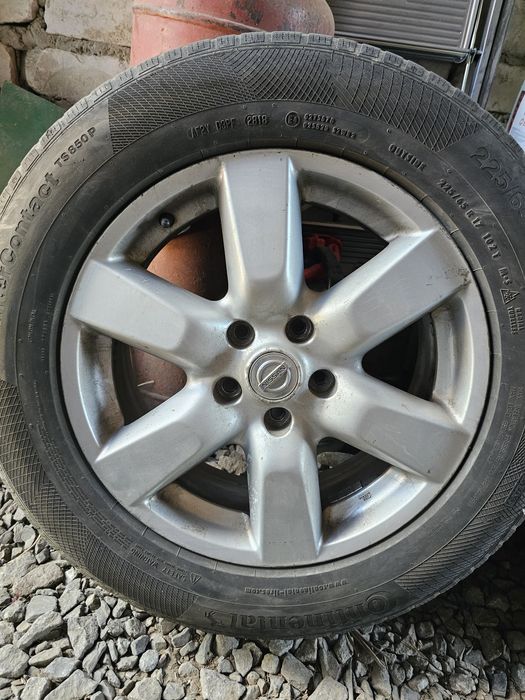Диски колеса Nissan R17 дюймів 5x114.3
