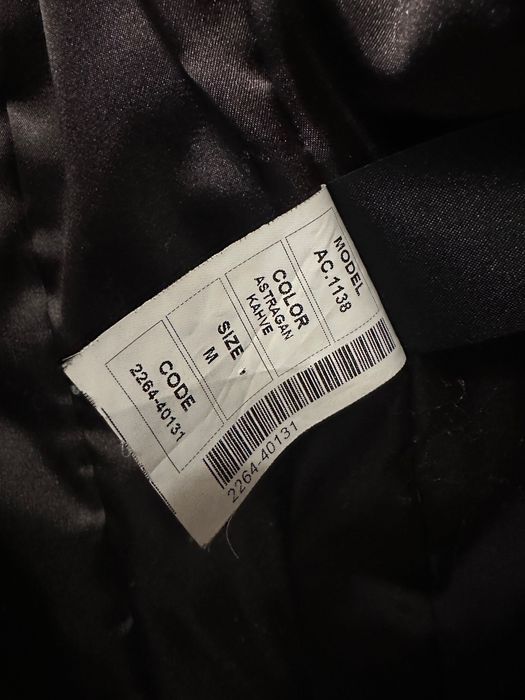 Дуже класна шуба з натурального мутону