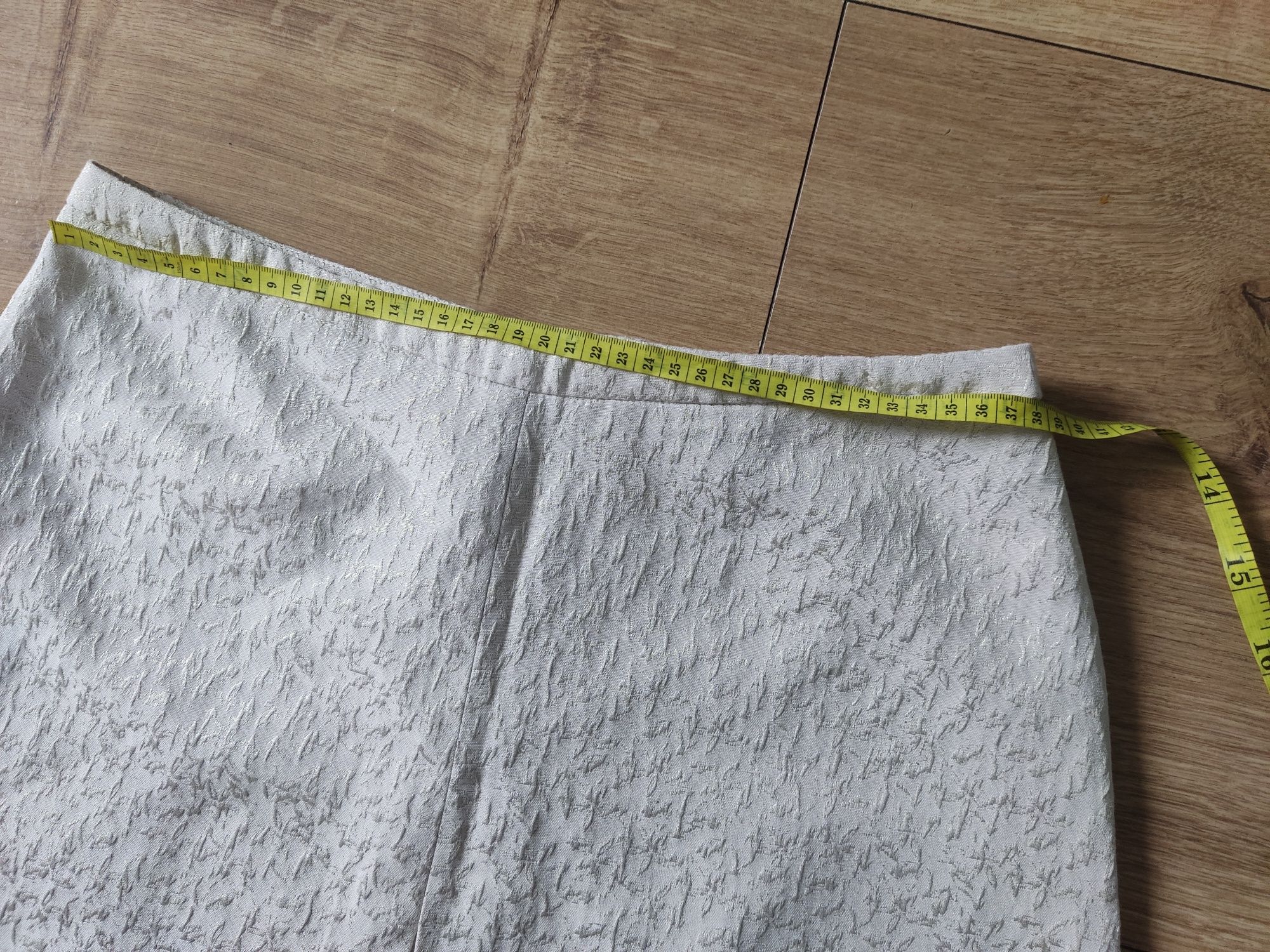Spódnica damska krótka mini spódniczka elegancka żakardowa z teksturą