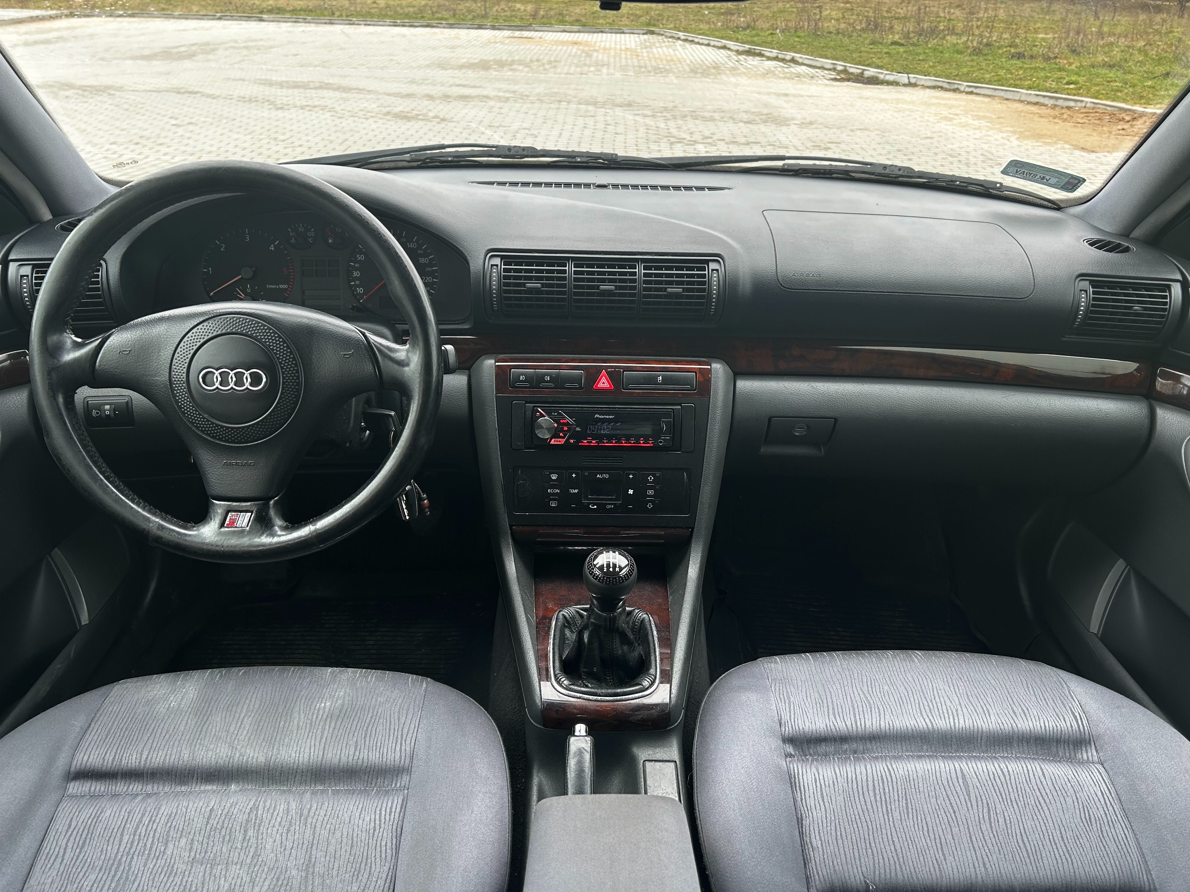 Audi A4 B5 Lift 1.9 Tdi 90km sedan