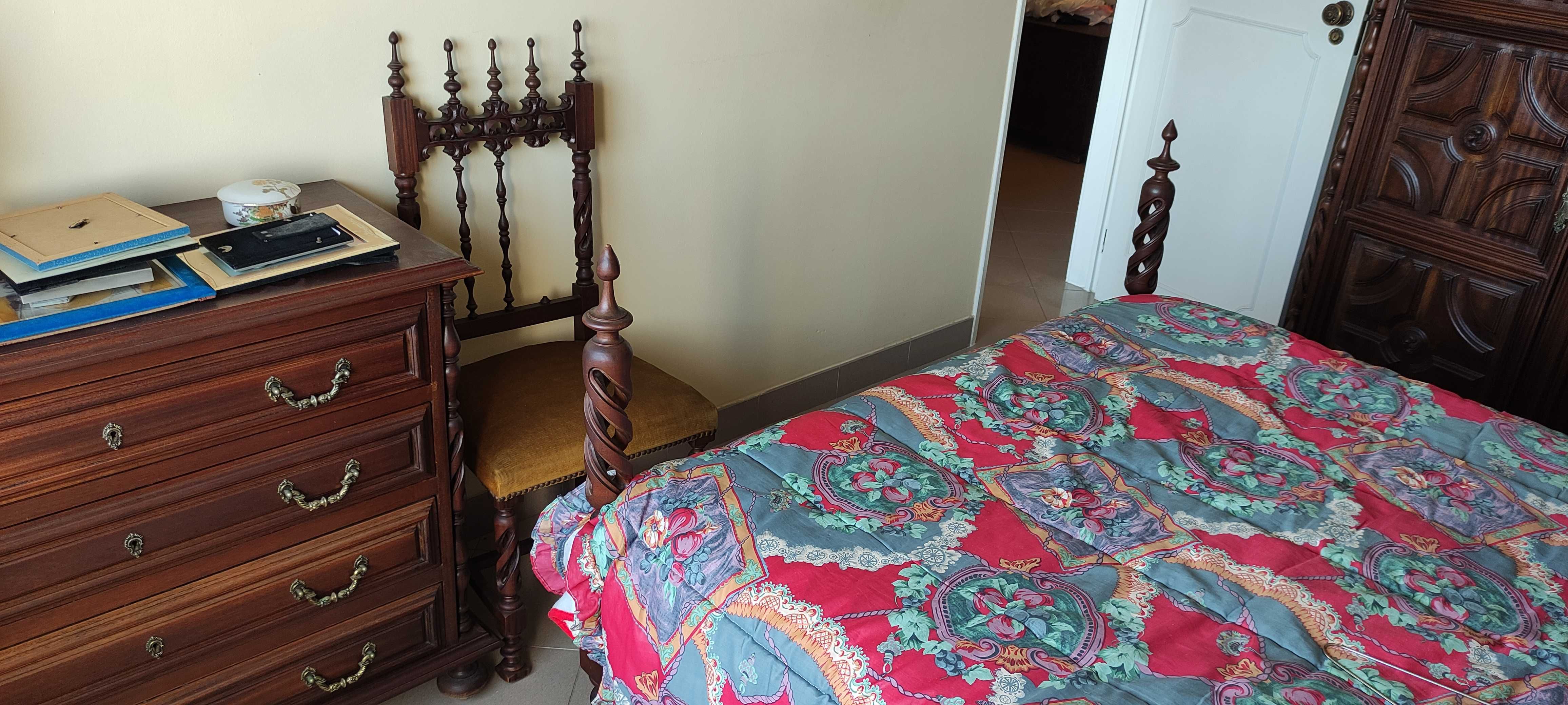 Vendo mobília de quarto de casal