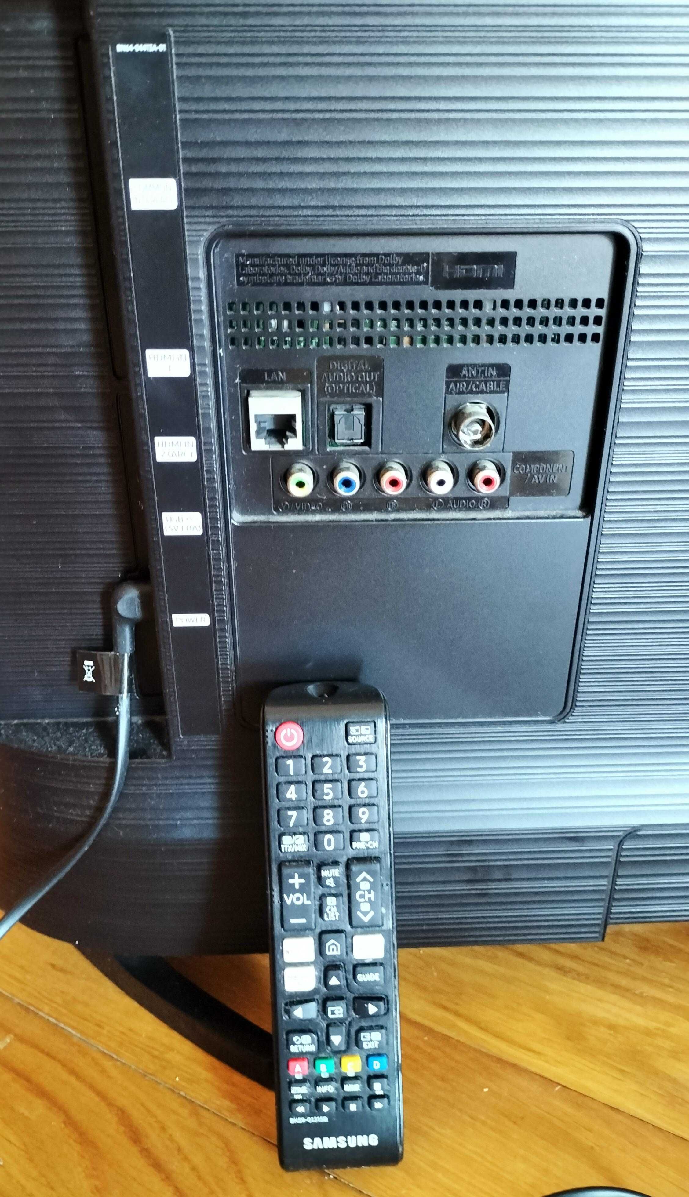 SAMSUNG Smart TV LED UE32T4305 32''