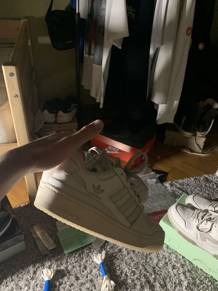 Adidas forum low