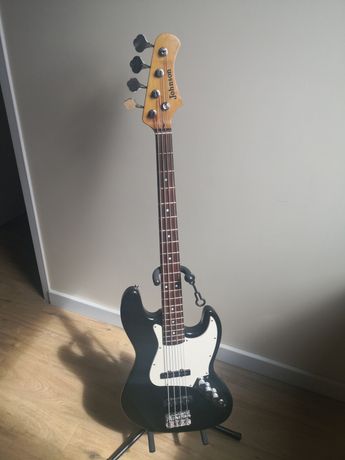 Gitara basowa Johnson EMG