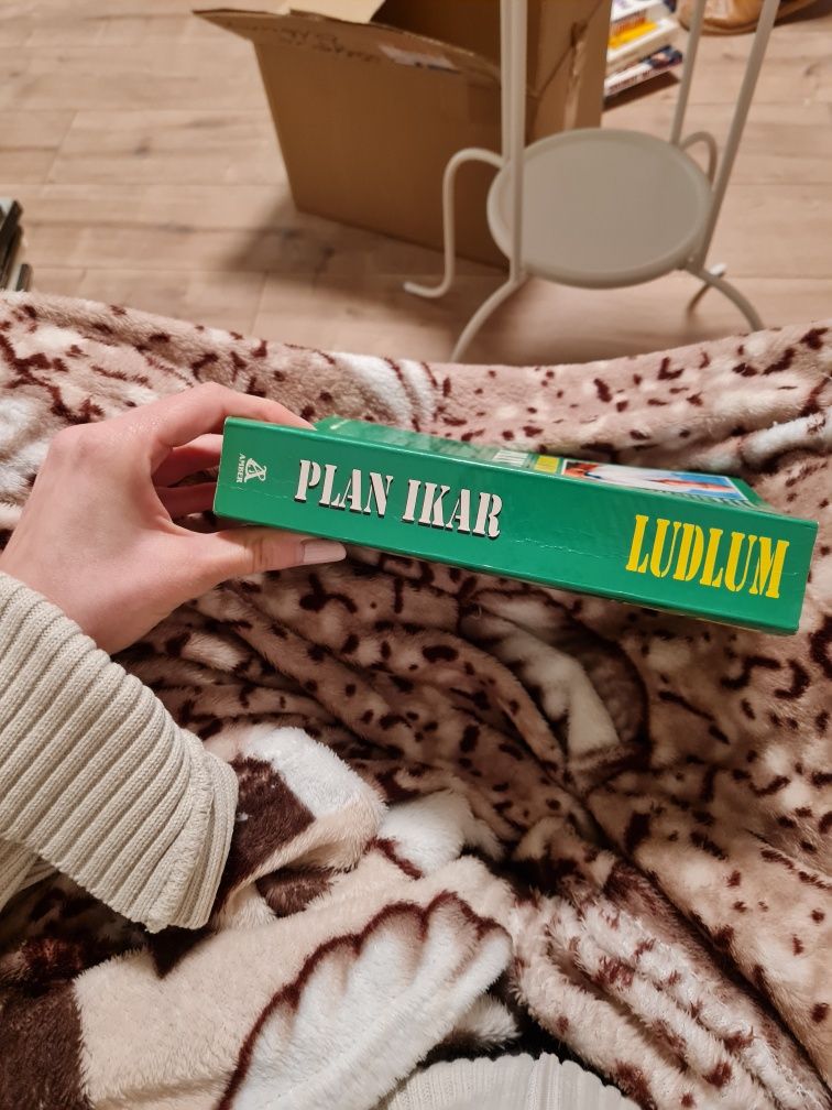 Plan Ikar Robert Ludlum
