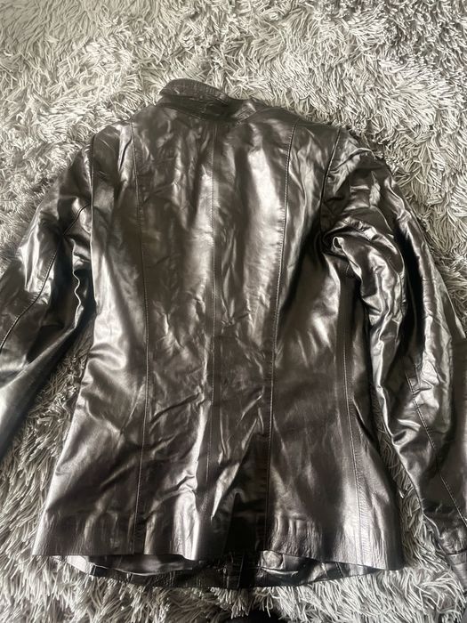 Куртка шкіряна майже нова