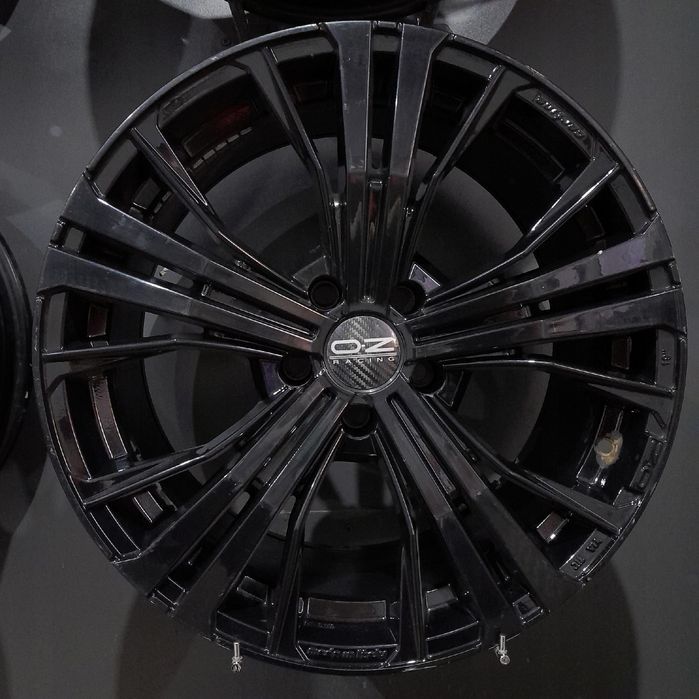 Felgi 19 5x120 BMW Seria 5,6,7,8 M3 M4 M5 M6 (F13795-39)