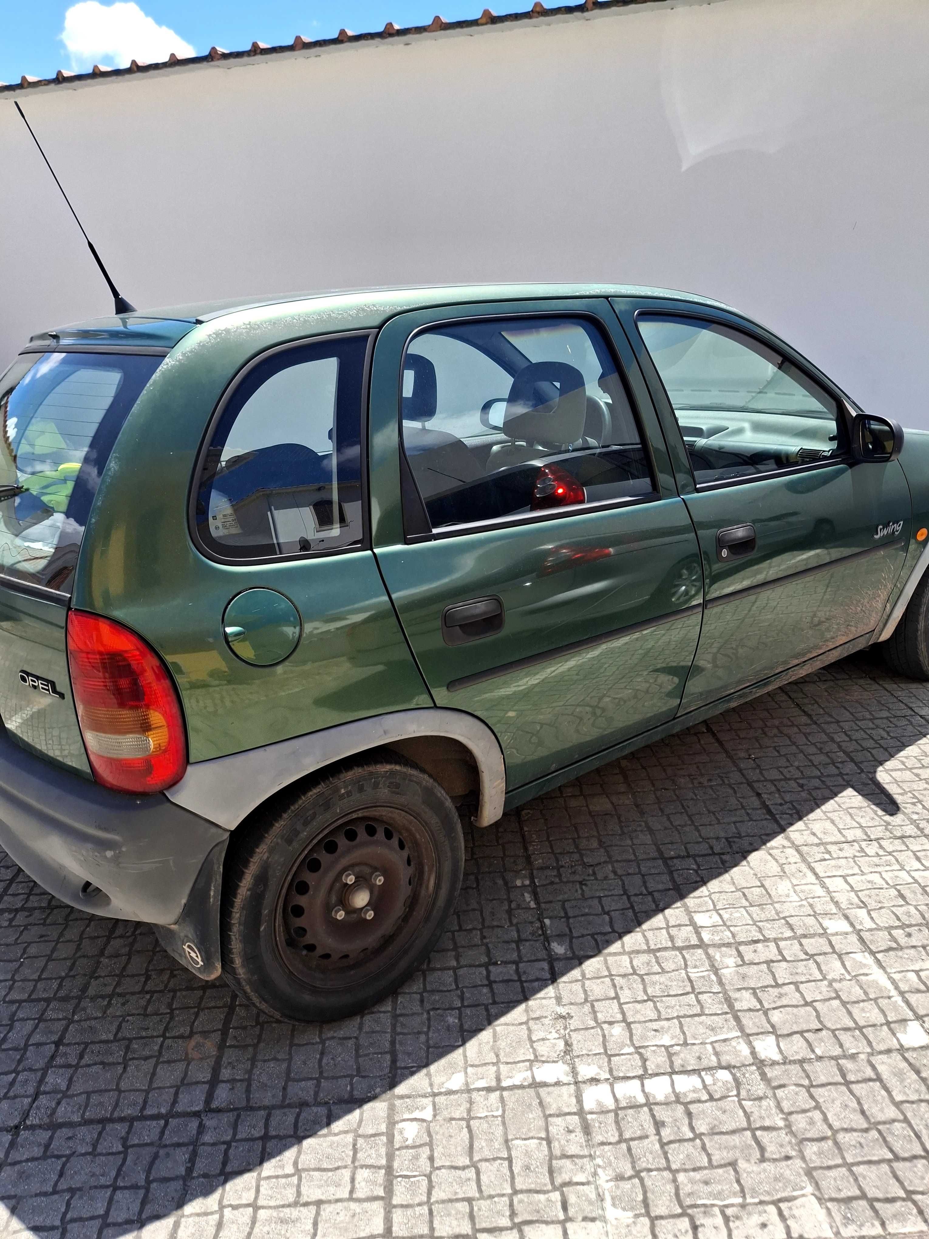 Opel corsa motor izuzu 1500 com apenas 137mil kms