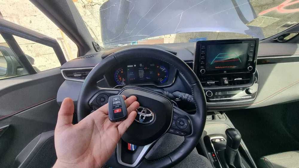 Kluczyk Toyota CHR Auris Yaris Rav4 Land Cruiser Dorabianie Kodowanie